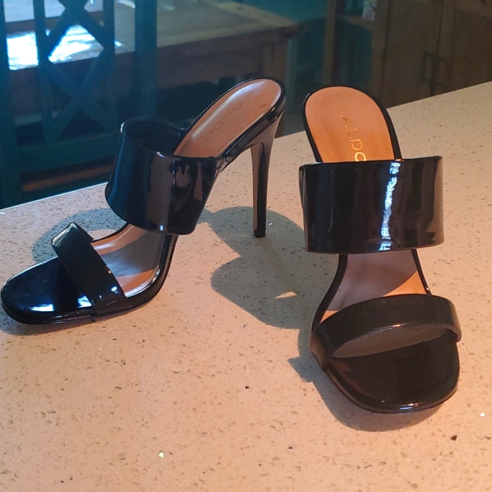 Aldo Black Patent Leather Heels Square Toe